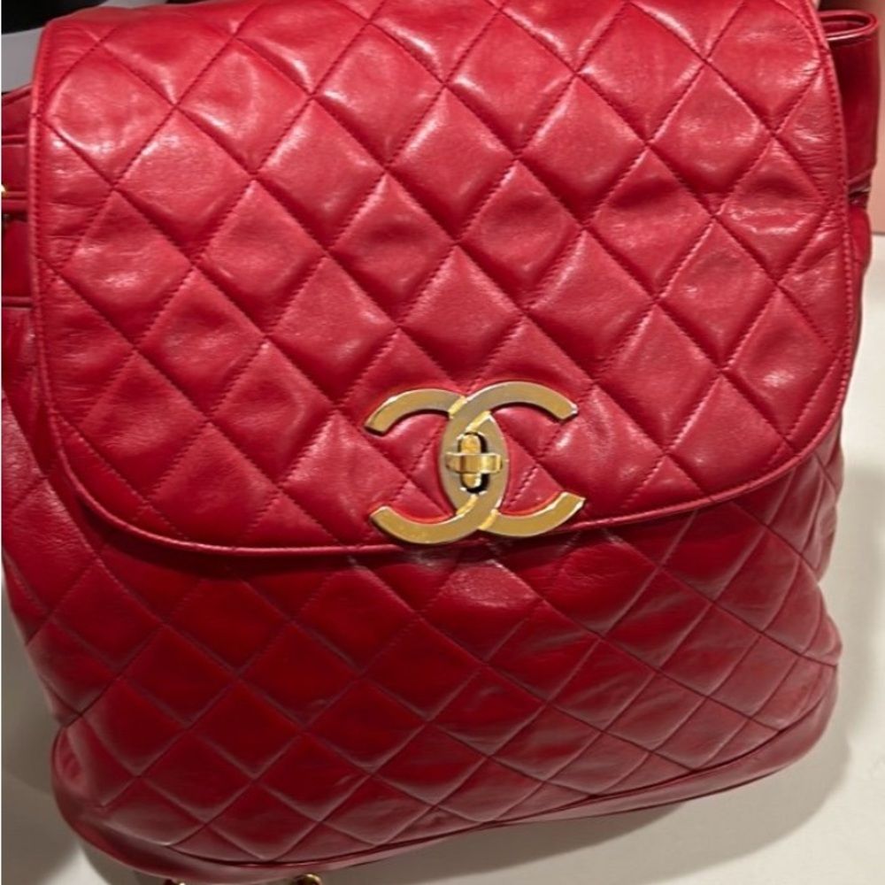 CHANEL Classic Vintg Red Quilted Lambskin Leather CC Flap Backpack 24k Duma